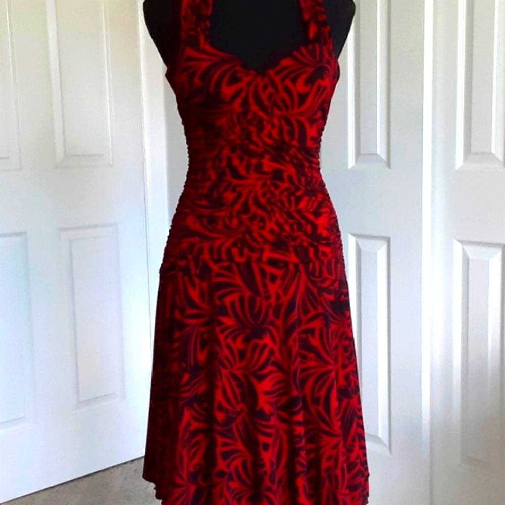 Dress - Picture 2 of 6
